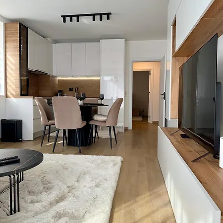 Apartament Selena 50m To Metro With Free Parking