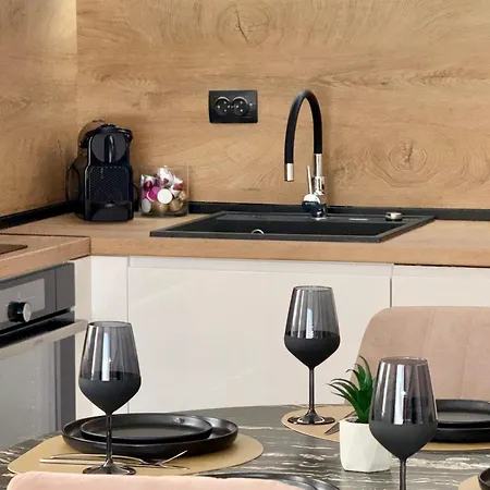 Selena 50m To Metro With Free Parking Apartament Sofia