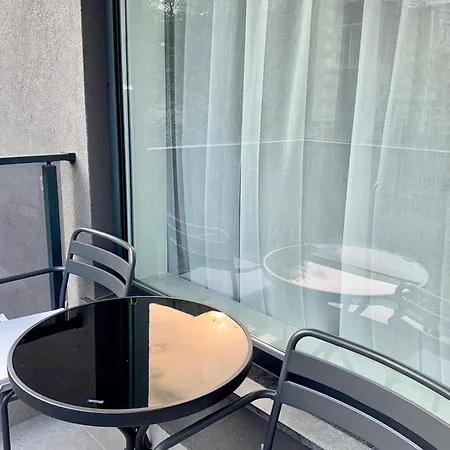 Selena 50m To Metro With Free Parking Appartement